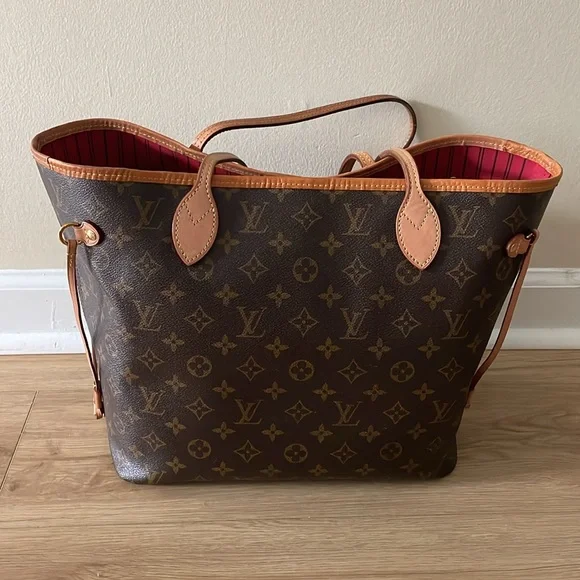 Authentic Louis Vuitton Neverfull MM - Picture 2 of 9